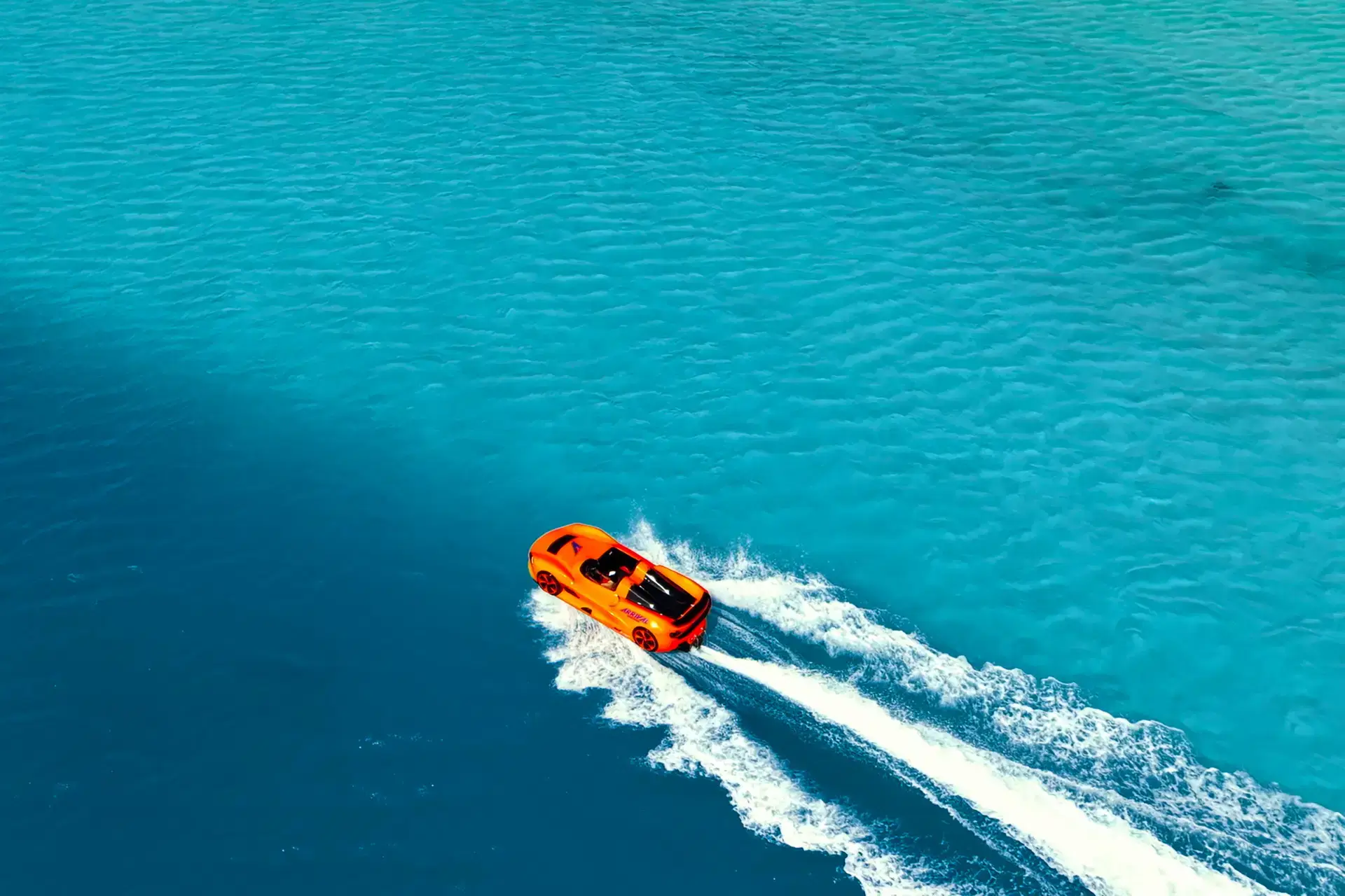 arrival beach 水上跑車