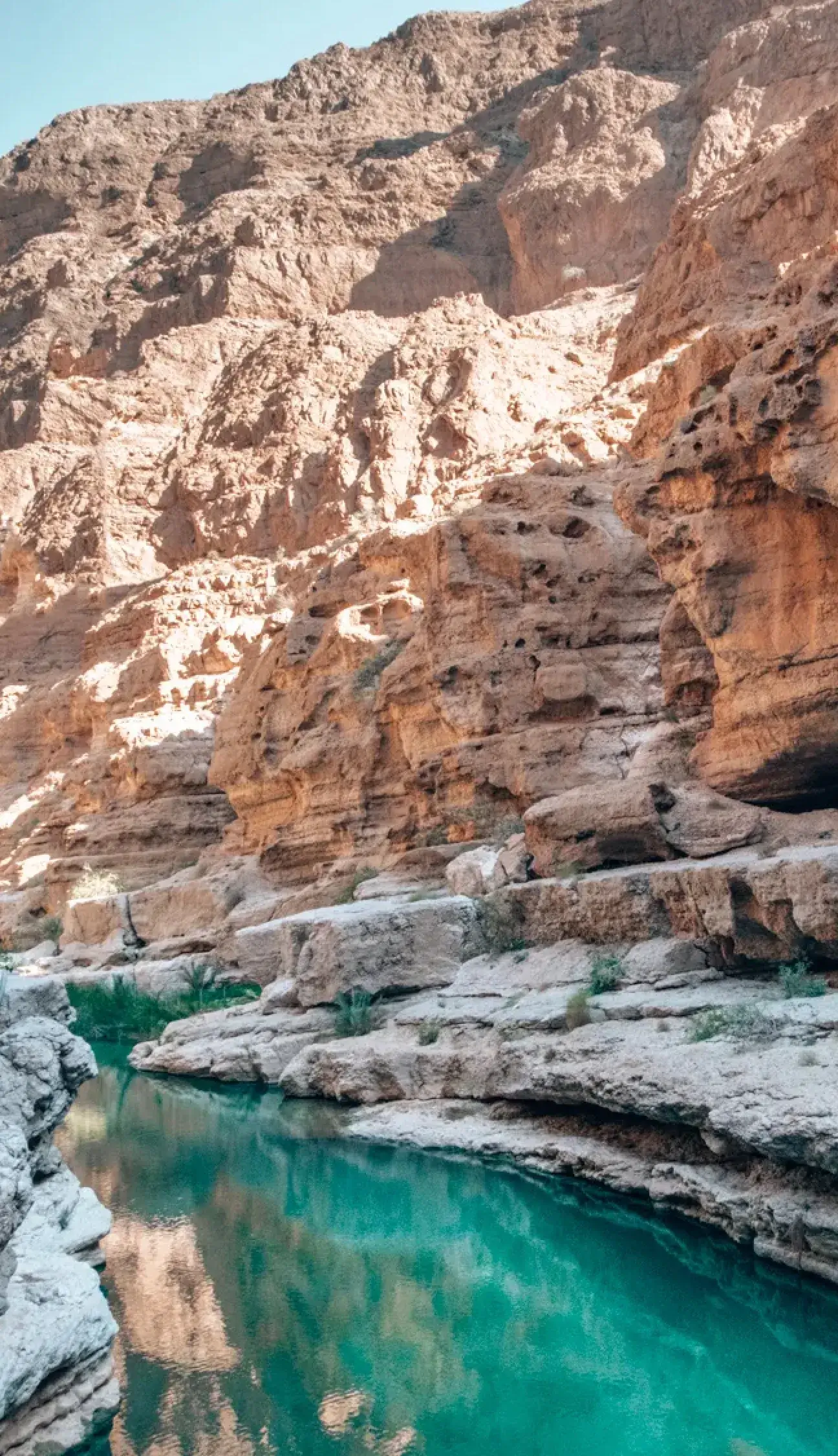 克拉拉阿曼王國旅遊行程,帶您探索瓦迪沙卜峽谷