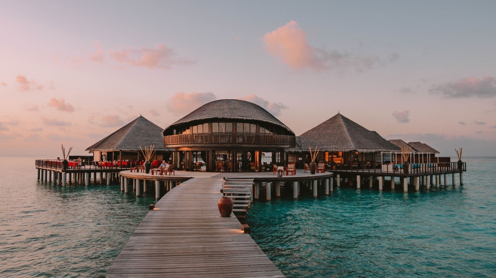 Coco Bodu Hithi-Stars-Clara Travel