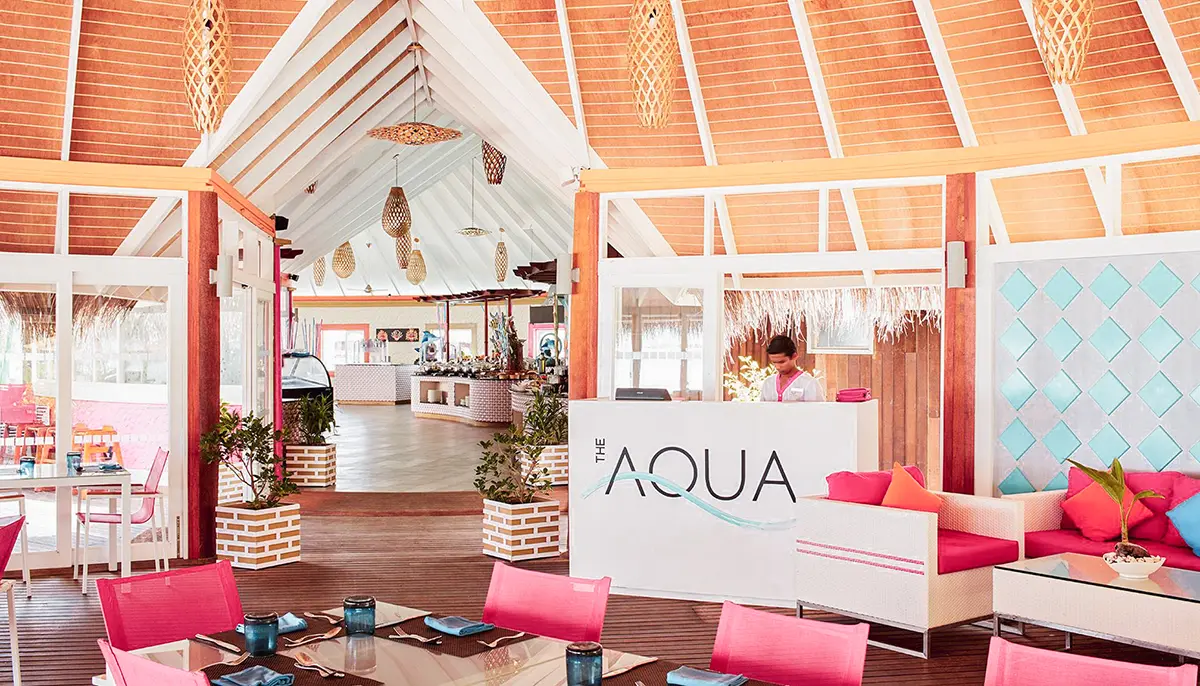 vilu reef the aqua