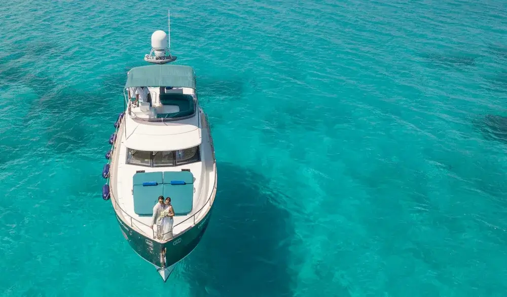 luxury-yachting-fairmont-maldives-3
