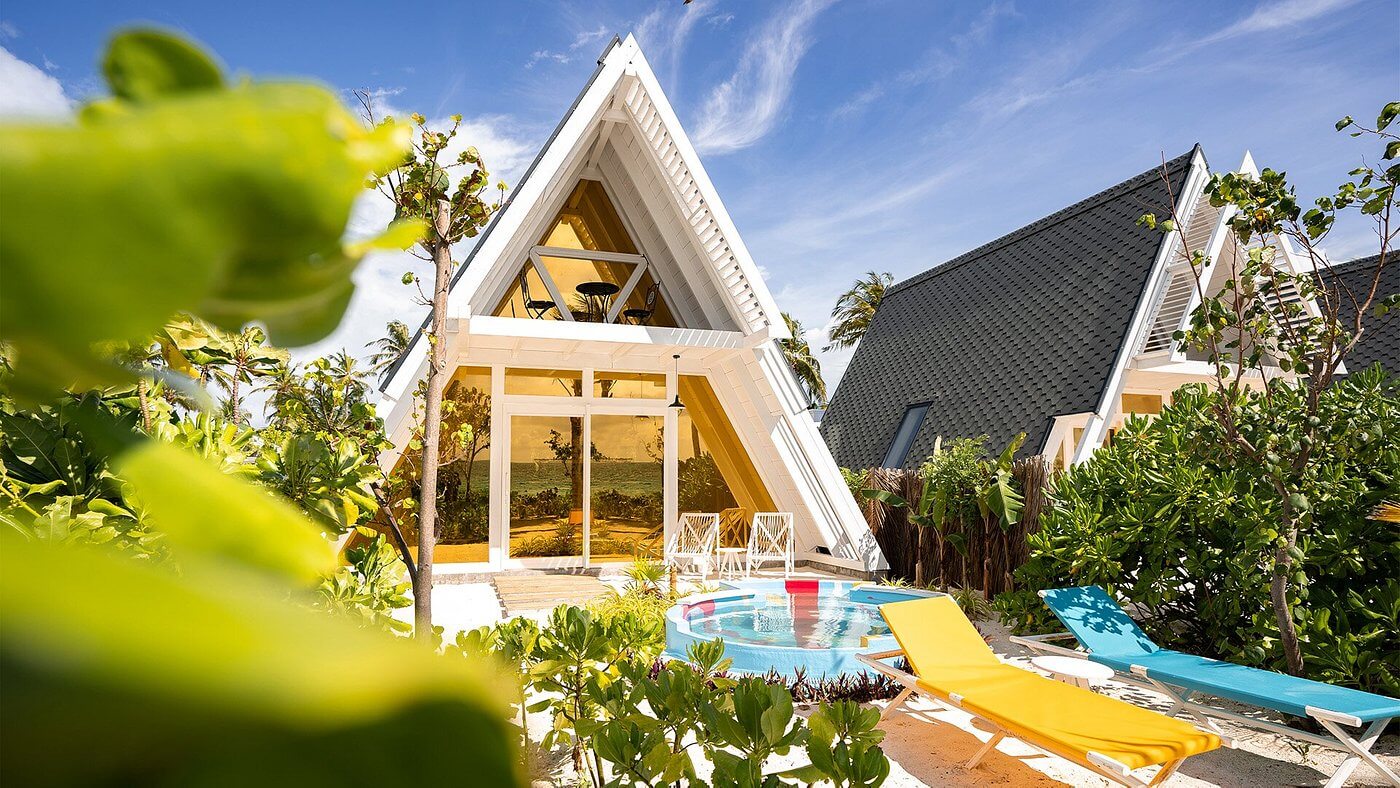 oaga beach pool villa