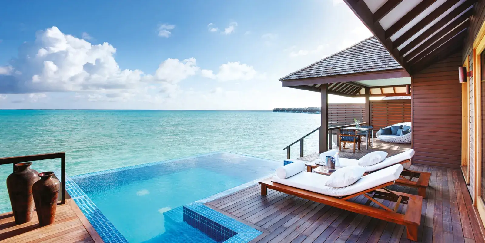 Hideaway-Maldives-villas-2-deluxe-water-villa (2)