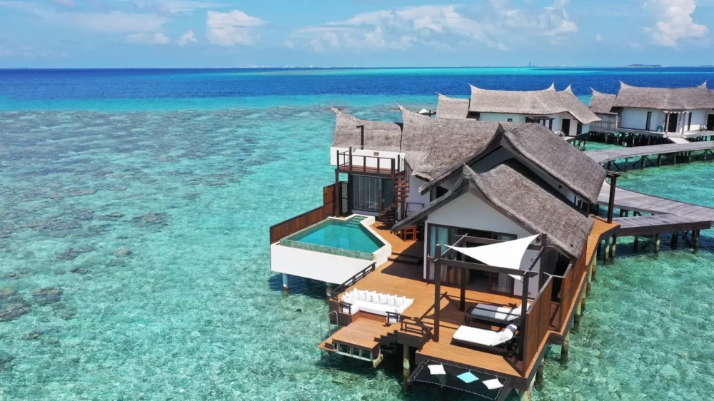 OZEN Reseve Ocean Pool Villa