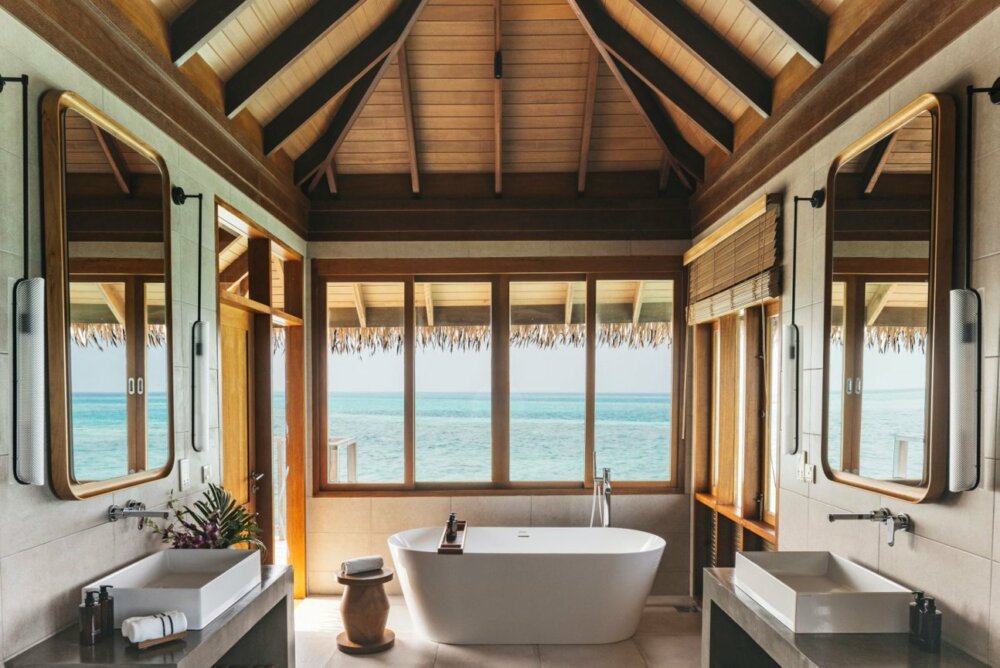 Meliá Whale Lagoon water villa