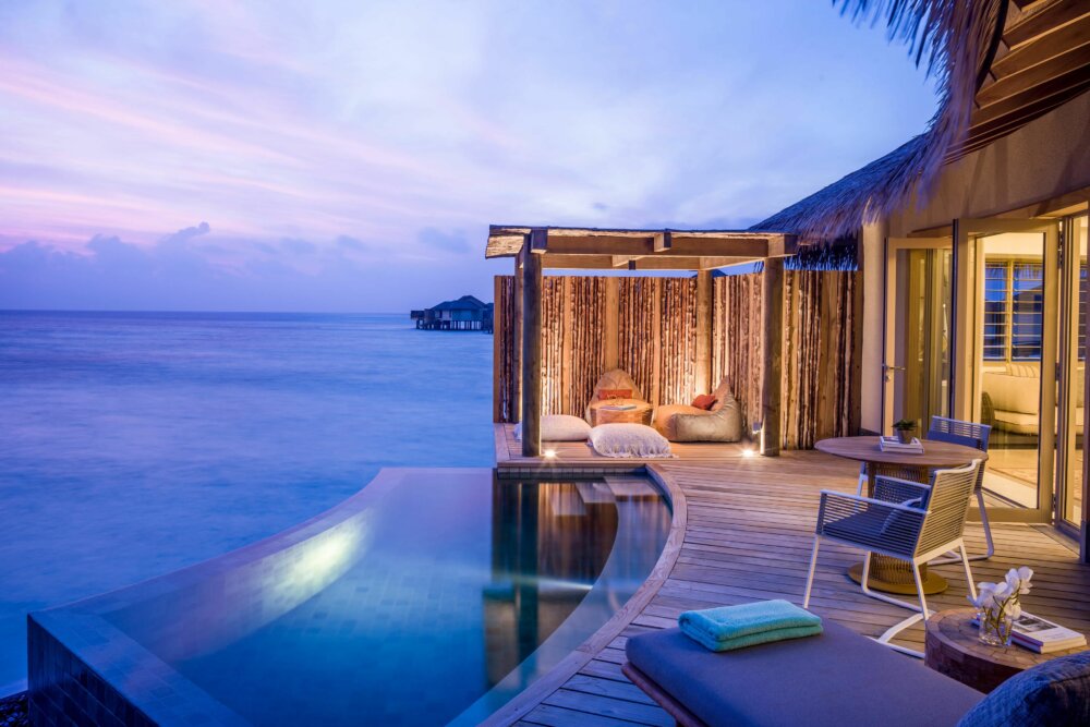 Sunset Overwater Pool Villa1