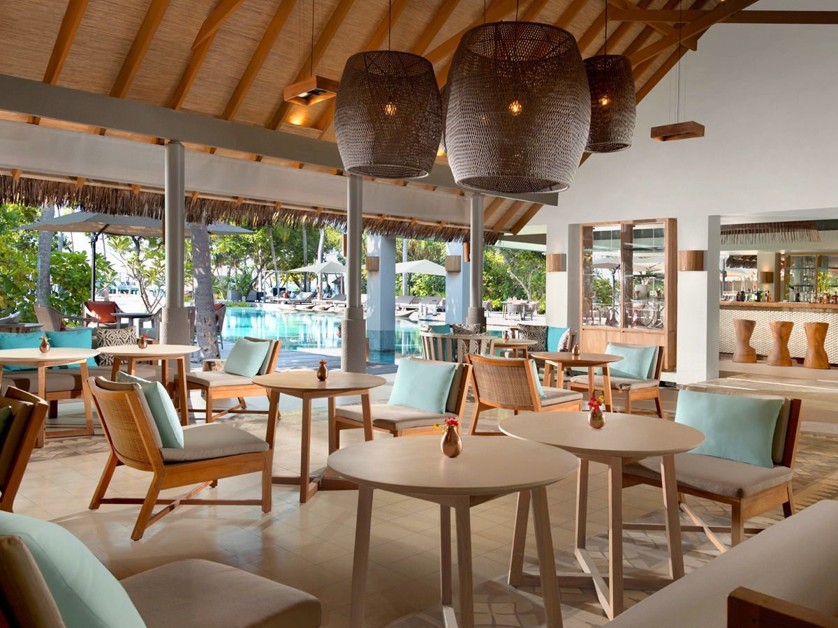 vakkaru restaurant Cabana 池畔餐廳